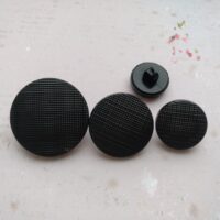 Пуговицы фигурные О-05 18мм черный