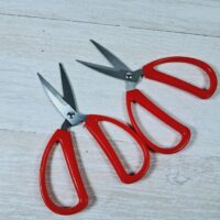 Ножиці Універсальні пластикова ручка 15см червоні ЮА150