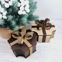 ПА-К-041 Подарункова коробка з бантом 17*17*13см