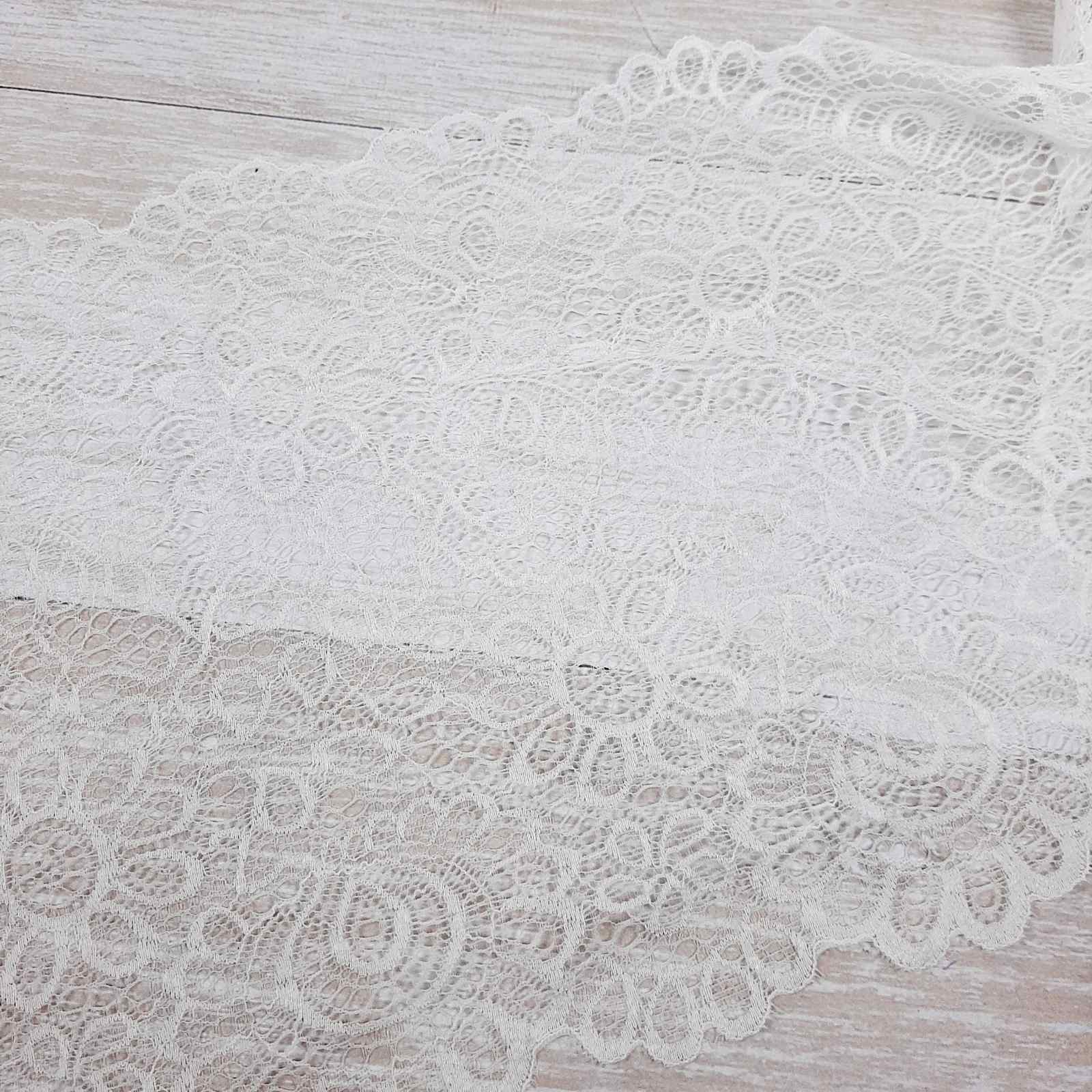 Кружево гипюр стрейч 22см белое Франция