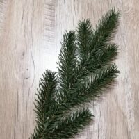 Ветка литая - ель на 7 веток зеленая 26см