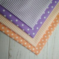 Набор хлопковых тканей №09 "Сиренево-коралловые горошки и полоски"