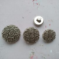 Пуговицы фигурные О-03-1 23мм серебро
