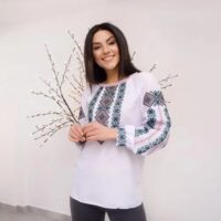 Блуза жіноча Гармонія червоно-бірюзовий орнамент  р.48 rj020