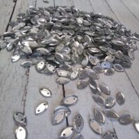 Пришивные пайетки с двойным отверстием в форме листа, 6 * 9 мм, 100 грамм ALSSQ08254A