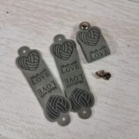 Шкіряна бірка Love сіра 6,5*1,8см