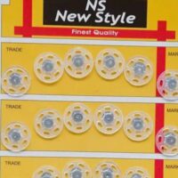 Кнопка пришивна 13мм пластик біла