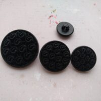 Пуговицы фигурные О-01-2 23мм черный