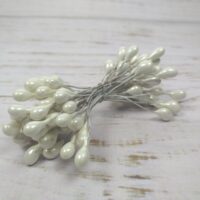 Тичинки великі на нитці білі 0,3см 24шт