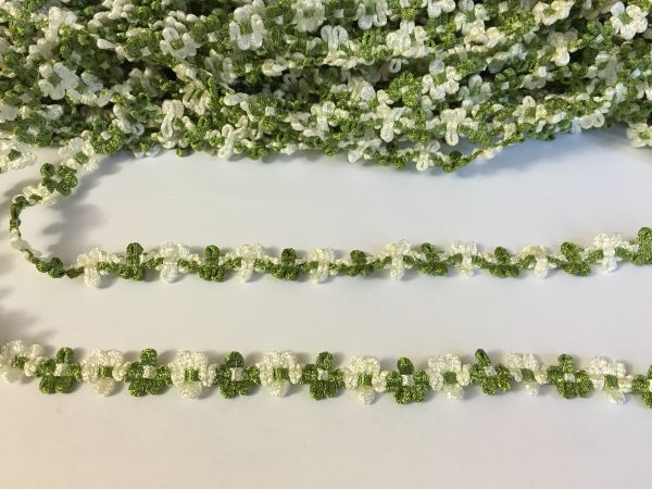 Тесьма Цветочная 61/01 1,3см салатовая с белым