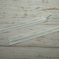 Молния потайная неразъемная, витая, Т3, 35см, нейлон, 5200 белая