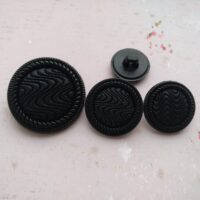 Пуговицы фигурные О-04-1 18мм черный