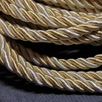 Шнур 10мм Цвет-67+67+16 бело-бежевый ПВХ 123610