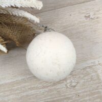 Ялинкова куля з велюровим покриттям та бісером 8см, колір - сніговий білий 787-333