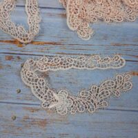 Кружевная аппликация 26*1,8см персик