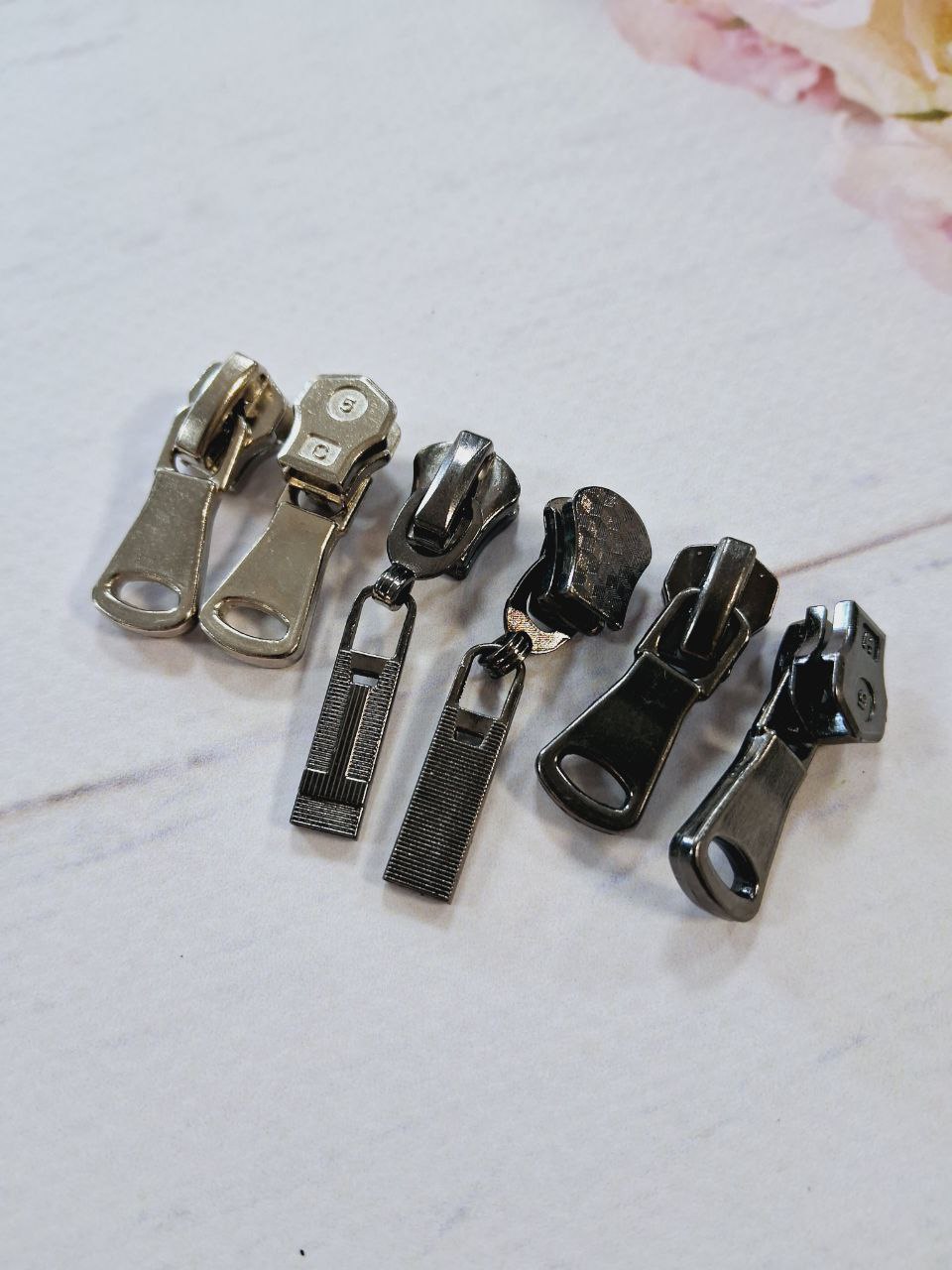 Бігунок спіраль Т5 нікель на металеву блискавку