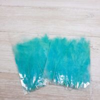 Пір'я коротке 6-8см. М'ятні ПР1