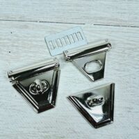 Замок-трикутник 61000120 4*4,5см серебро