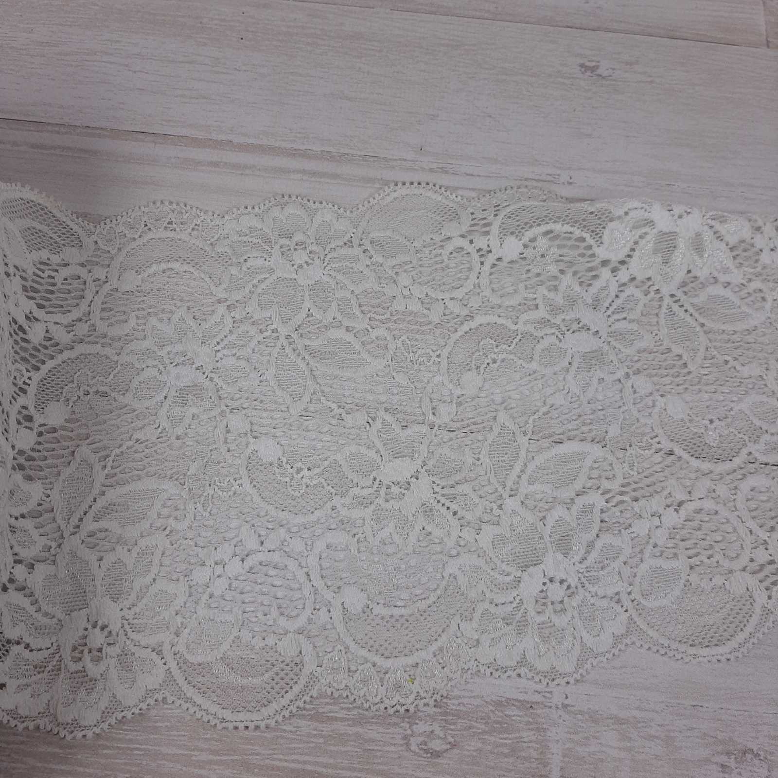 Кружево стрейч 17см белое узор