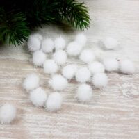 Помпон с лавсаном 1,5см белый 20шт