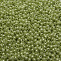 Бісер 16586 Preciosa 10/0 блiдо-салатовий перлиновий 25г