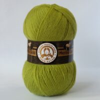Мадам Трікоте Меріно Голд (Madame Tricote Merino Gold) 100г/400м 065 салатовий