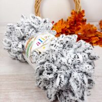 Алізе Пуффі (Alize Puffy) 100г/9,5м 686 білий леопард