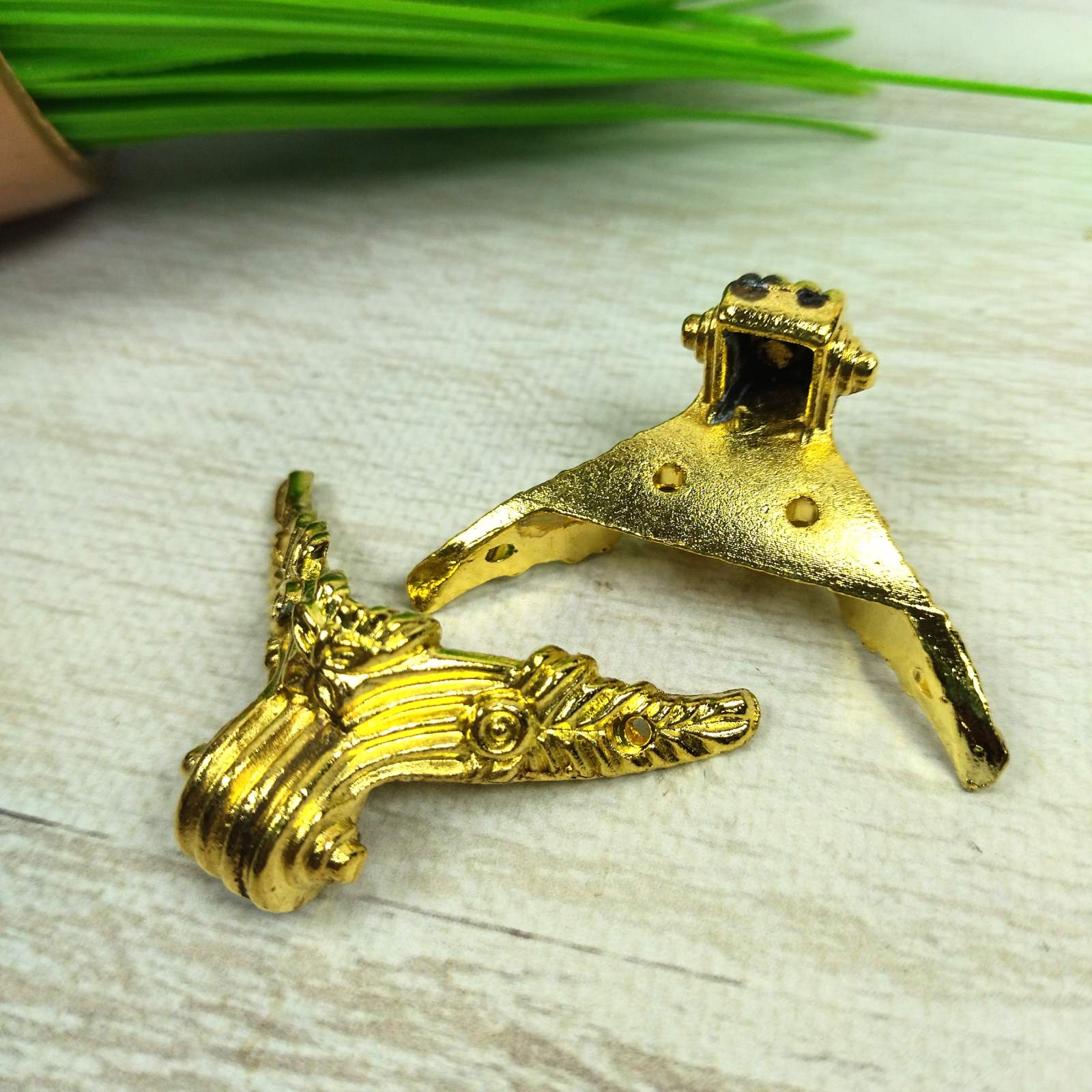 Ніжка С-018-3 золото 21*30мм метал