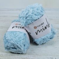 Ярнарт Минк 50г/75м 351 голубой
