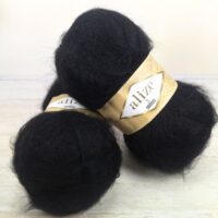 Алізе Три сезона (Alize 3 SEASON) 100г/500м 060 чорний