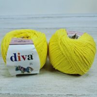 Діва амігурумі (Diva amigurumi) 50г/130м 00215 жовток