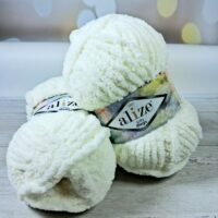 Алізе Софті Мега (Alise Softy Mega) 100г/70м 062 молочний