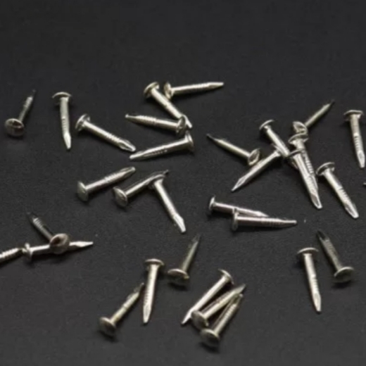 Цвяхи декоративні Нікель 1,5*10мм SM-263