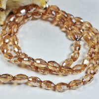 Скло овал 4*6мм 68шт шампанське 17667