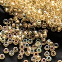 Бісер 68484 Preciosa 10/0 жовтий райдужний перламутровий 25г