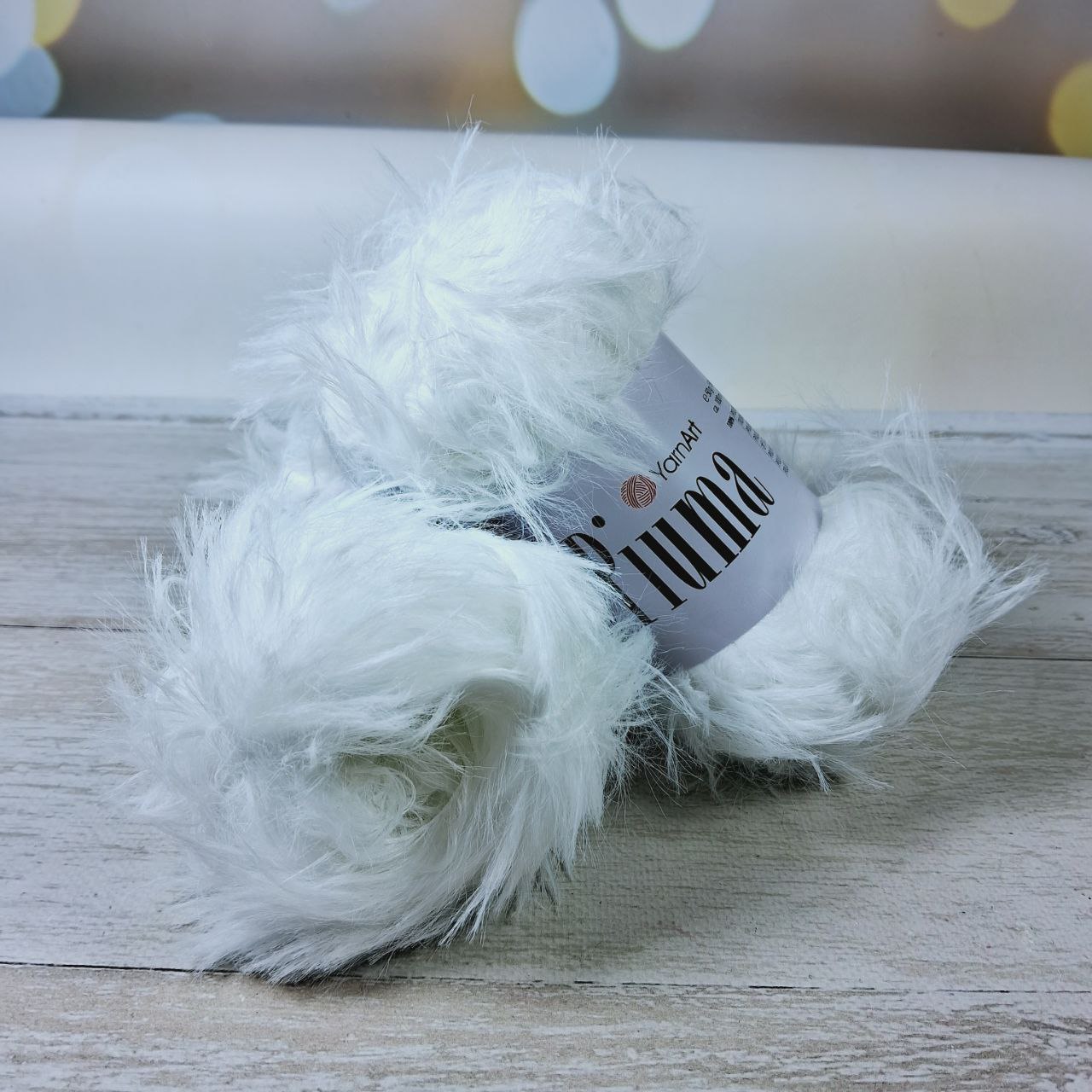 Ярнарт П'юма (YarnArt Piuma) 50г/100м 4401 бiлий