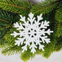Сніжинка 8,5см біла пластик 612603