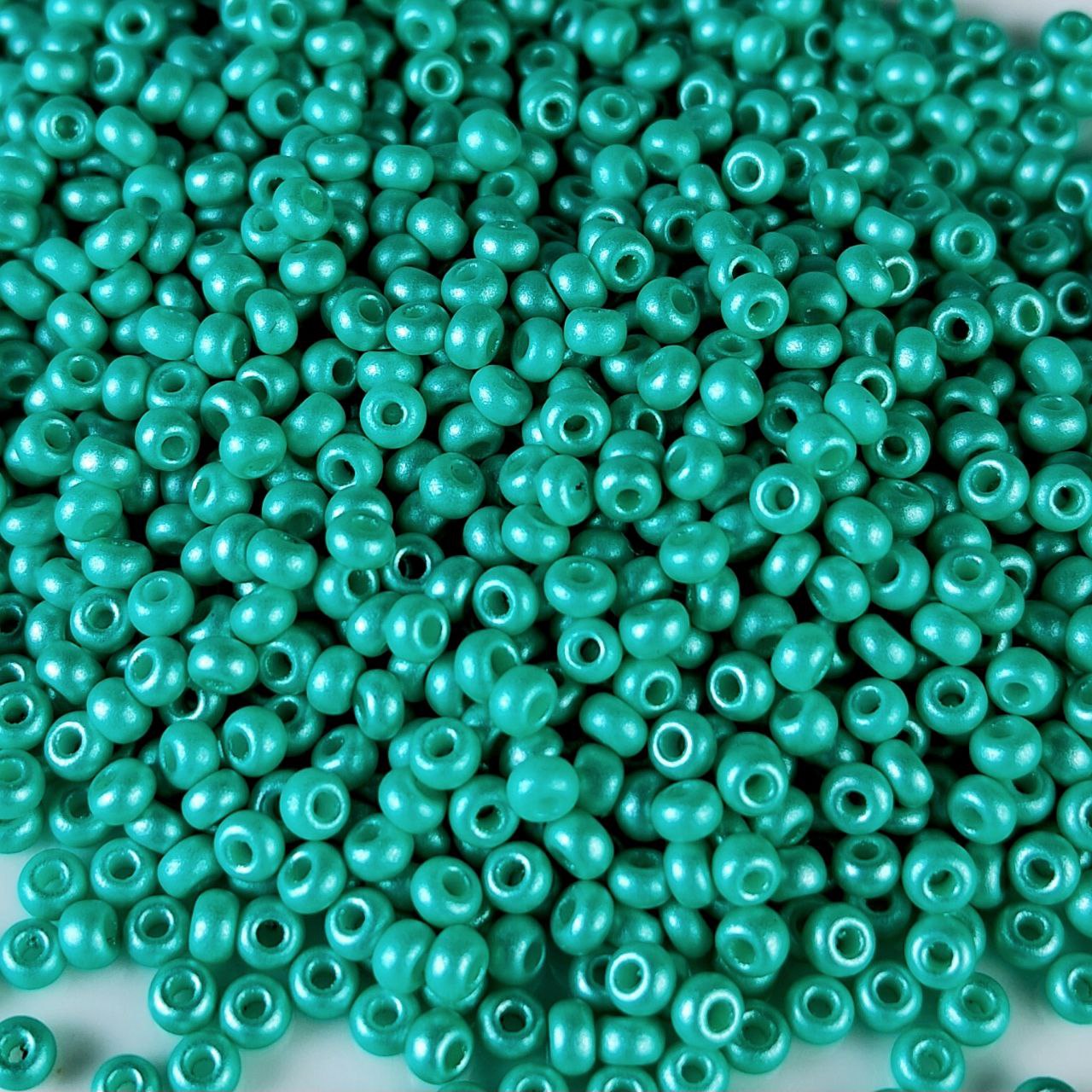 Бісер 22016 Preсiosa 10/0 бiрюза 25г