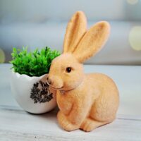 Декоративний Великодній Кролик 15см помаранчевий 113-041