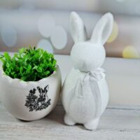 Декоративний Великодній Кролик 15см бiлий НТ5/4