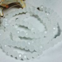 Скло 4мм 110-115шт білий матовий прозорий з преливом 04042ab