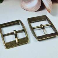 Пряжка прямокутна 26.5*24*6.5мм бронза СФ2624я89
