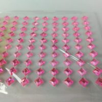 Камешки на липучке ромб 4мм 140шт  ярко-розовые 4707