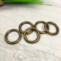 LD-199-7 Кольцо-карабин 28мм старая латунь