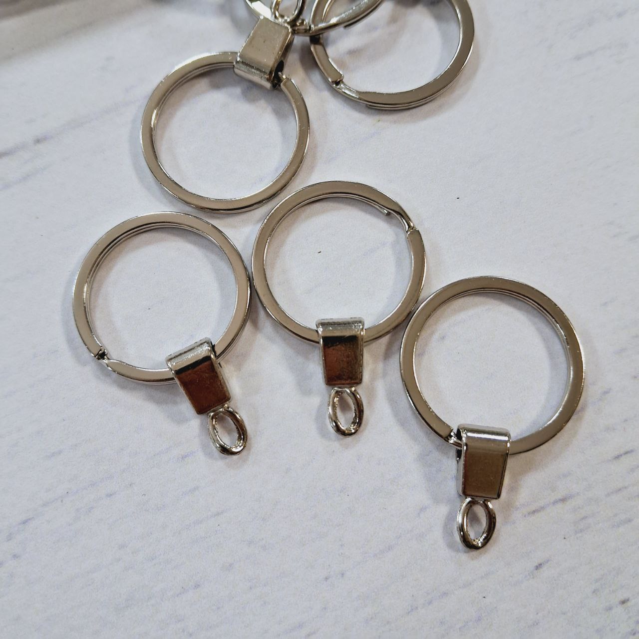 LD-047-2 Кольцо без цепочки 30мм серебро