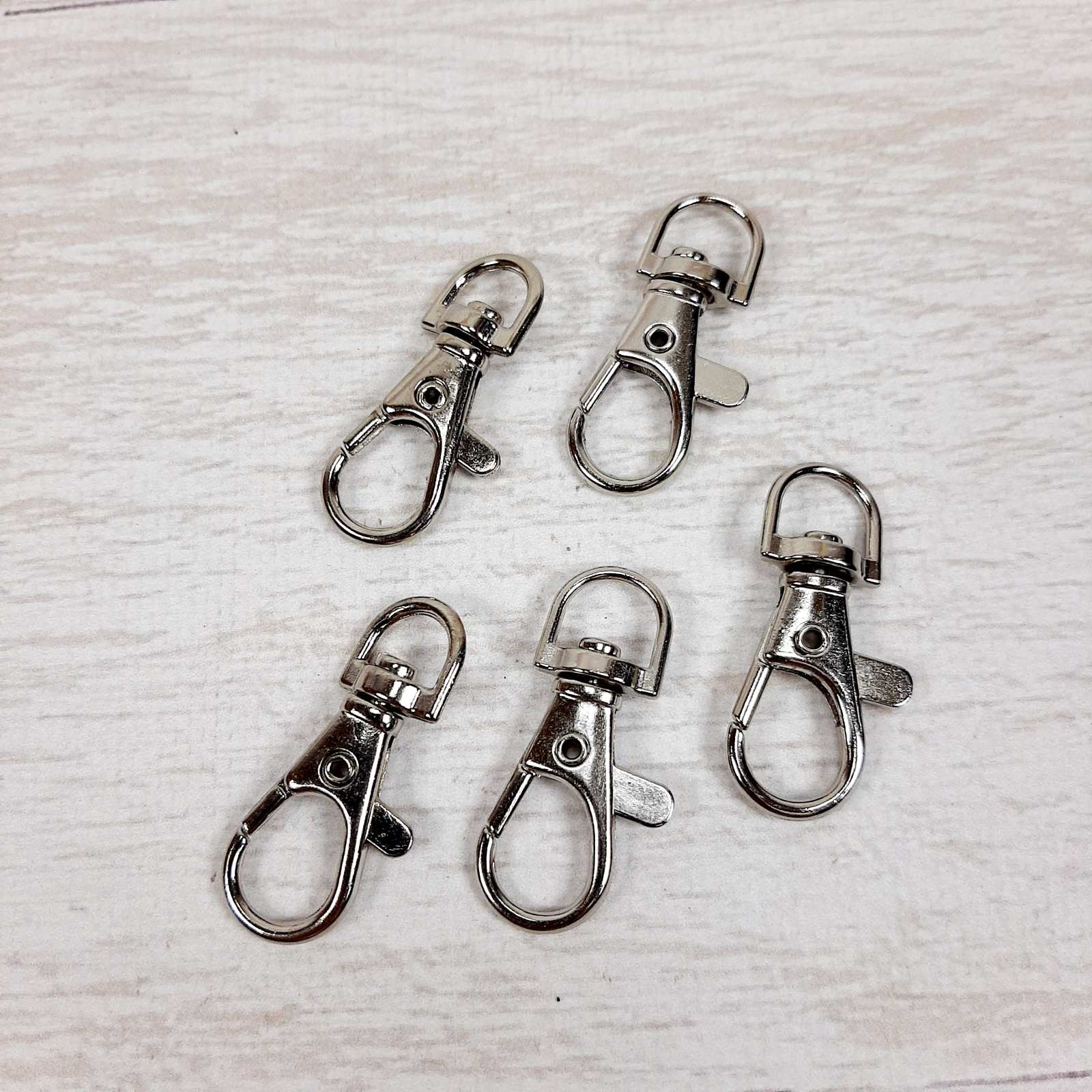 LD-078 Карабин для ключей 32мм серебро