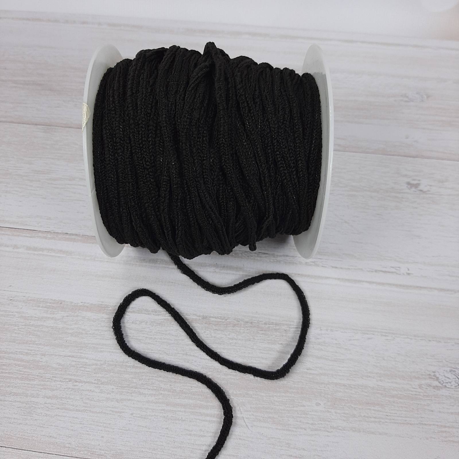 Гумка еластична кругла 3мм чорна структурна