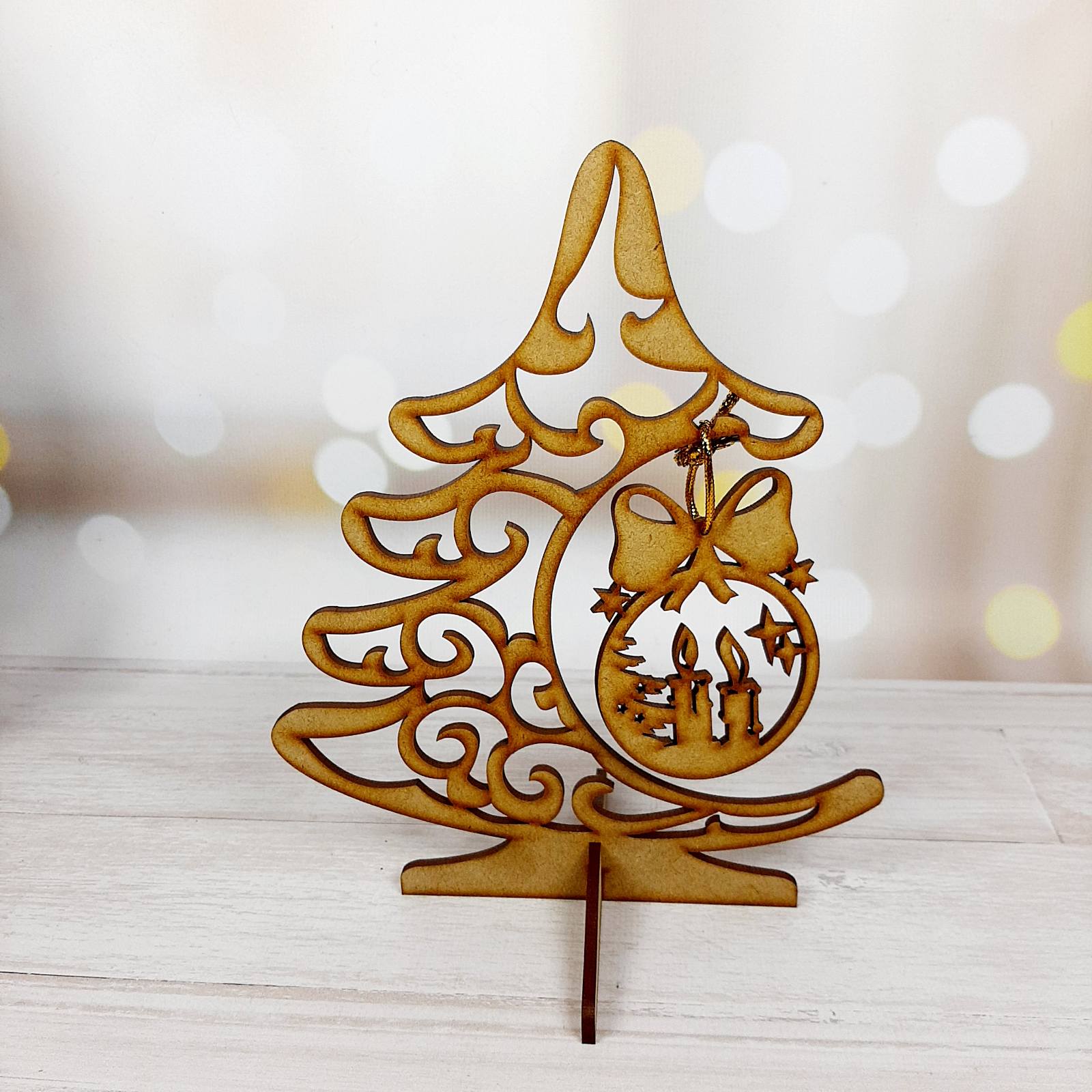 Заготовка Елка ажурная с подвесом 20см ДВП