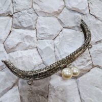 Фермуар для сумок 8,5*4,5см полуколо срібло з перламутровими кульками