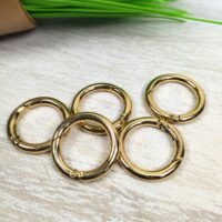 LD-199-16 Кольцо-карабин 30*4мм золото